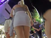 街拍性感的美尻洋妞